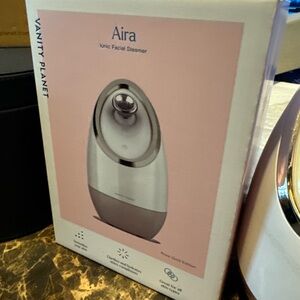 Aira facial steamer